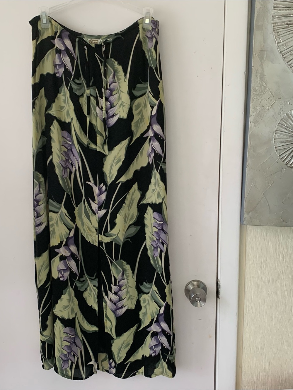 Tommy Bahama  Silk Tropical Hawaiian Print Front Slit Maxi Skirt size 8